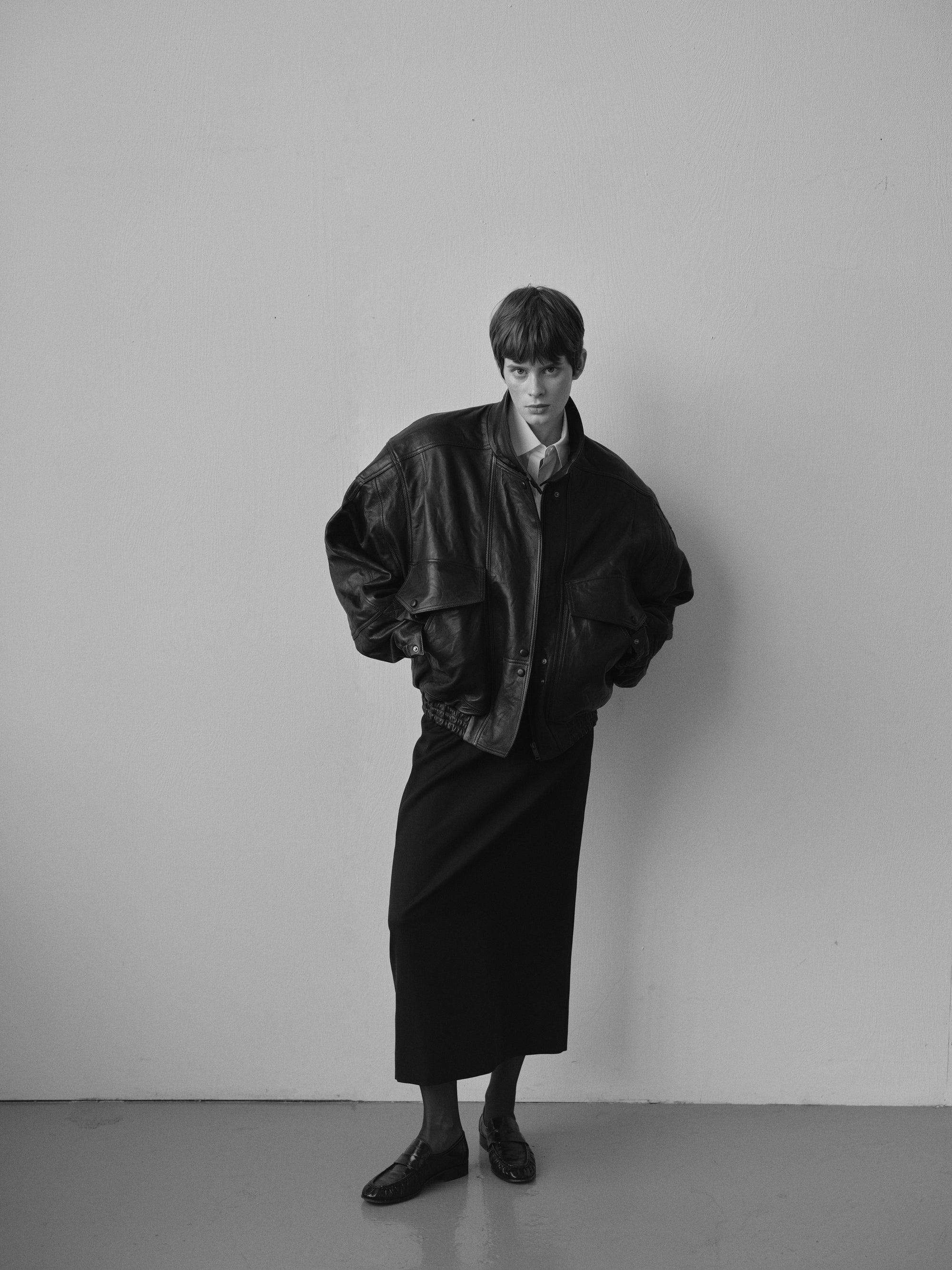 CRINKLED LEATHER 90' BOMBER JACKET IN COLD BROWN