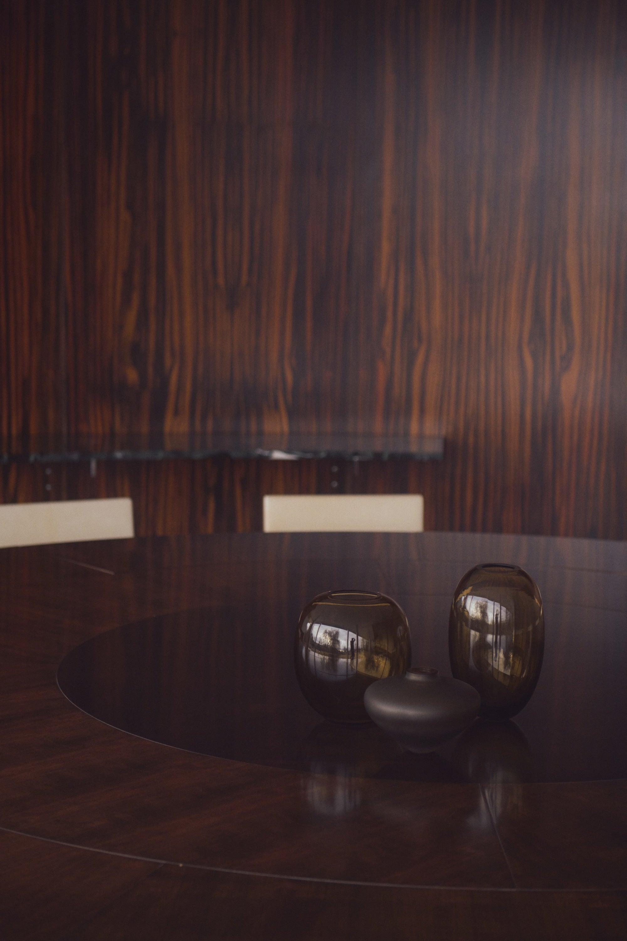 ELLIPSE VASE 01 GLASS SMOKE