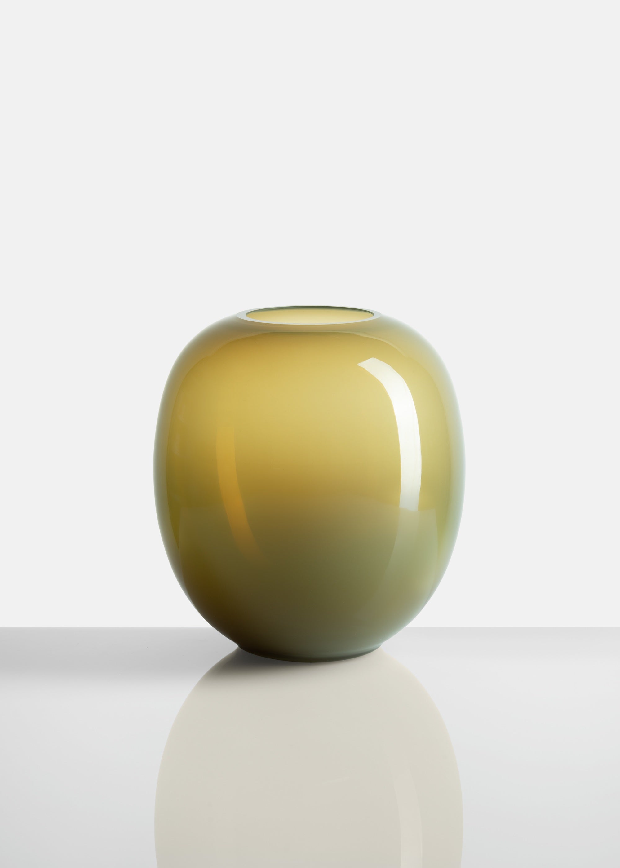 OVAL VASE 02 GLASS OLIVE